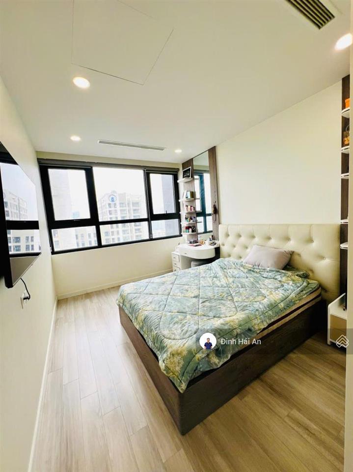 Duy 1 căn  3.9 tỷ  căn hộ 2pn 2wc núi trúc square  giảng võ  ba đình