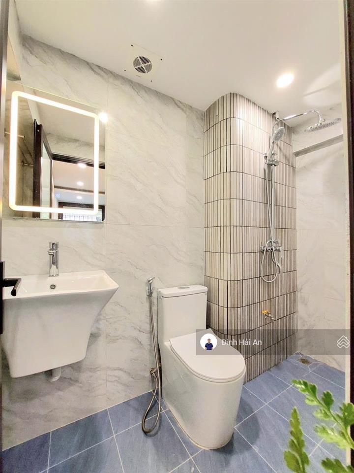 Hàng xóm đh bách khoa  đh ktqd  căn hộ 2pn 2wc  70m²  giá 3.85 tỷ