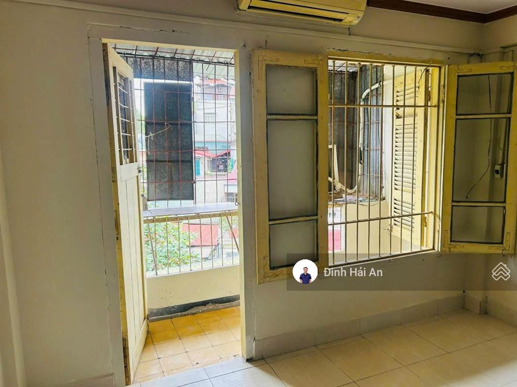 Chính chủ bán căn hộ tập thể kim liên  sổ 30m2  giá đầu tư chỉ 3.18 tỷ có thương lượng