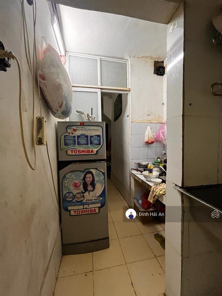 Bán căn hộ tập thể thái thịnh. giá đầu tư. sổ 36/80m2. dòng tiền ~ 10 triệu/tháng