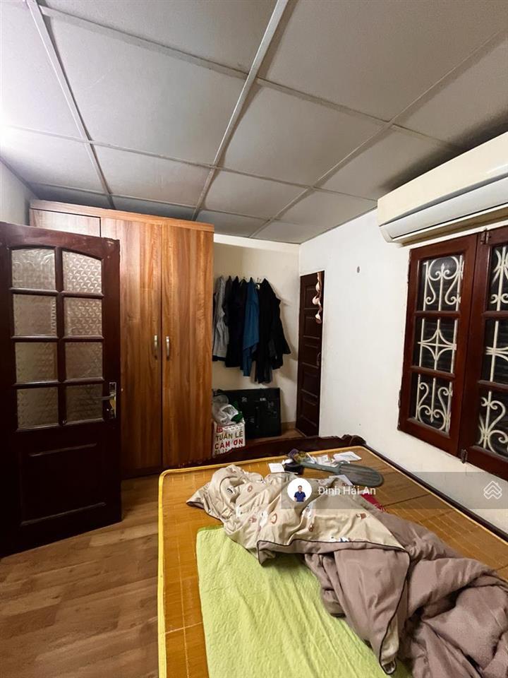 Bán căn hộ tập thể thái thịnh. giá đầu tư. sổ 36/80m2. dòng tiền ~ 10 triệu/tháng
