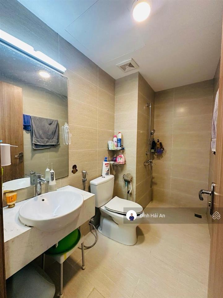 Giảm 700 triệu! bán gấp căn hộ chung cư cao cấp phố hoàng minh giám  2pn 2wc  65m2  chỉ 5.39 tỷ