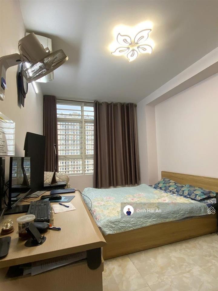 Chỉ 4.1 tỷ  căn hộ chung cư 2pn mặt phố lê văn lương  tầng đẹp  view thoáng