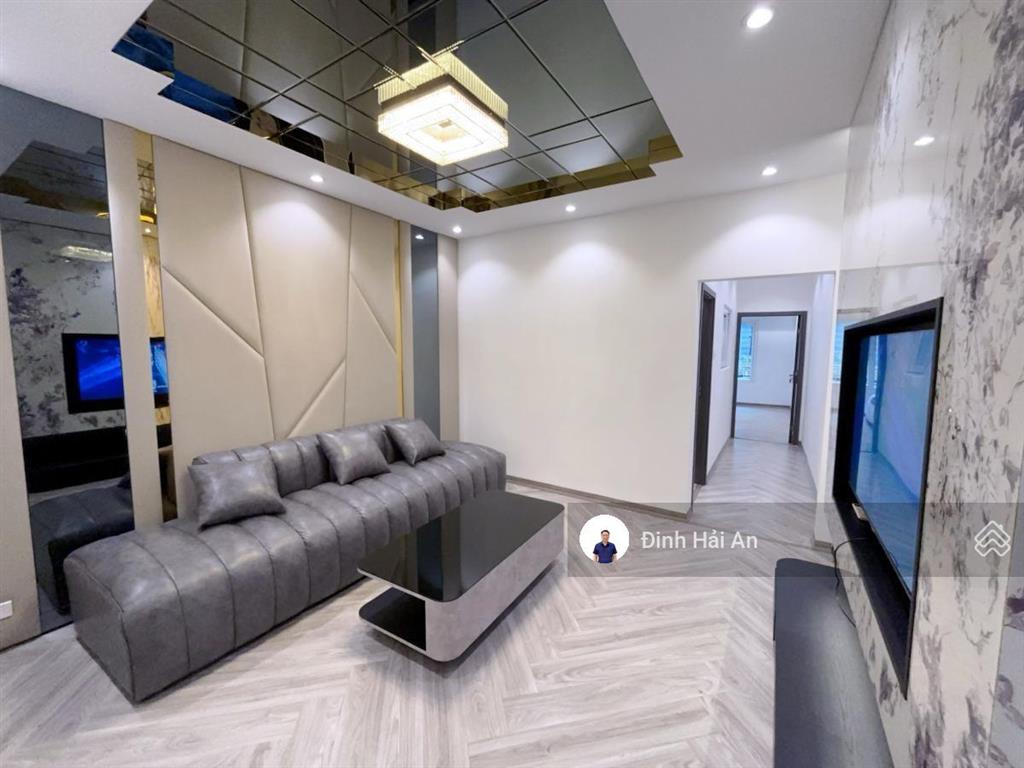 Bán căn hộ tập thể trung tự  full nội thất  70m2  2pn 2wc  giá 3,5 tỷ