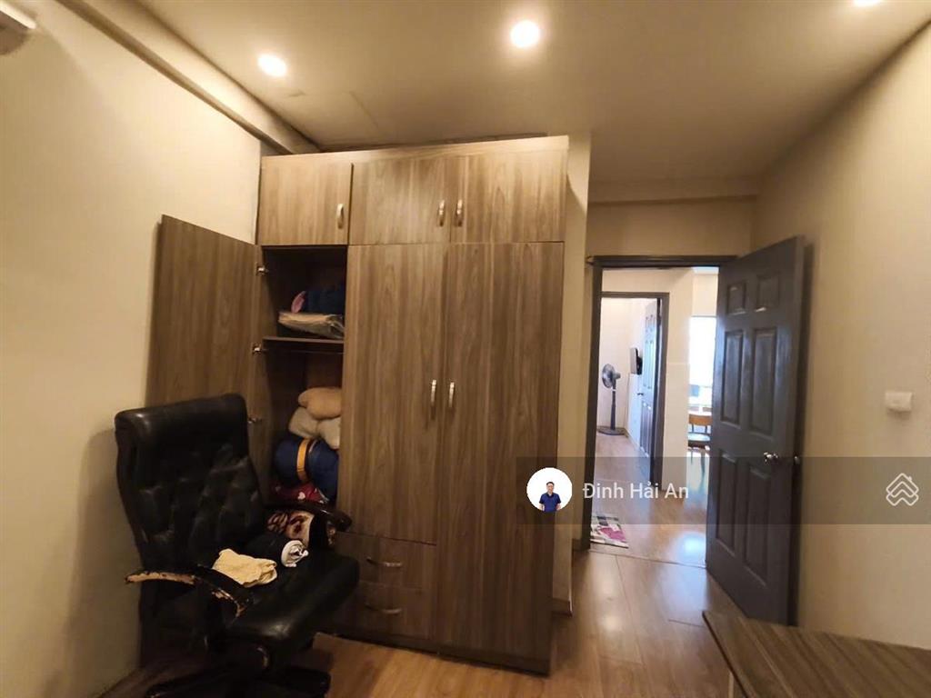 Chính chủ bán gấp chung cư 2pn 2wc ngay kđt định công  69m2  giá tốt