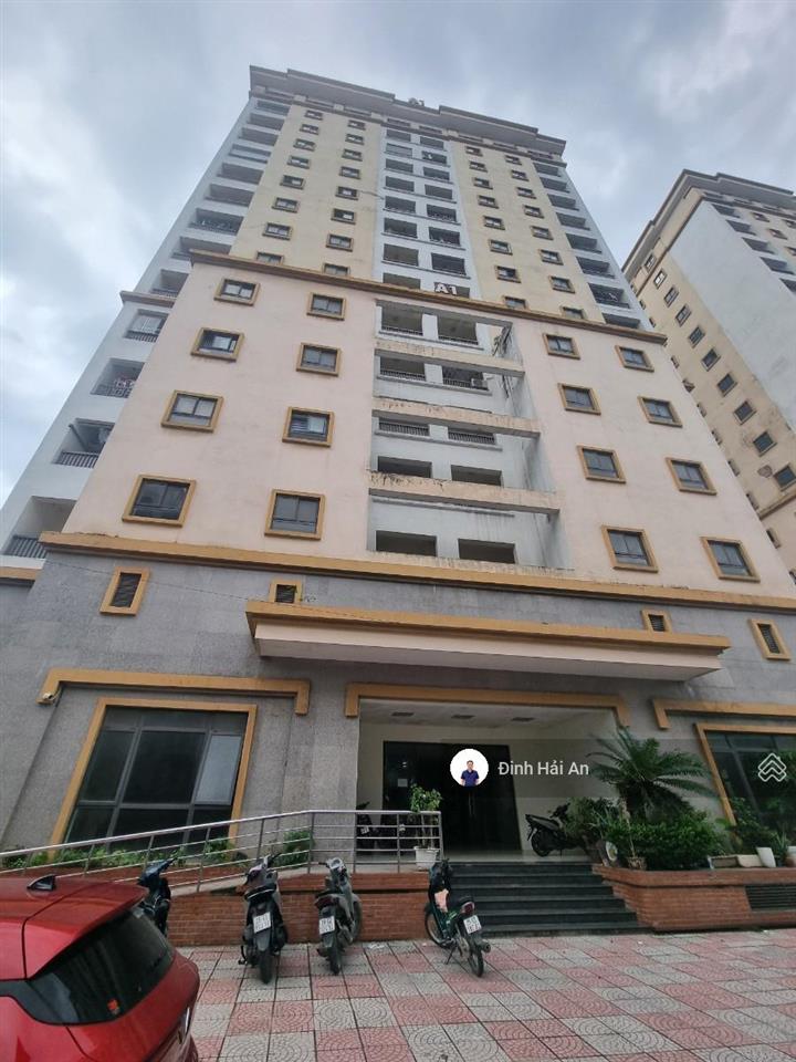 Bán gấp căn hộ chung cư a1 kim giang  64m2  2pn 2wc  giá tốt
