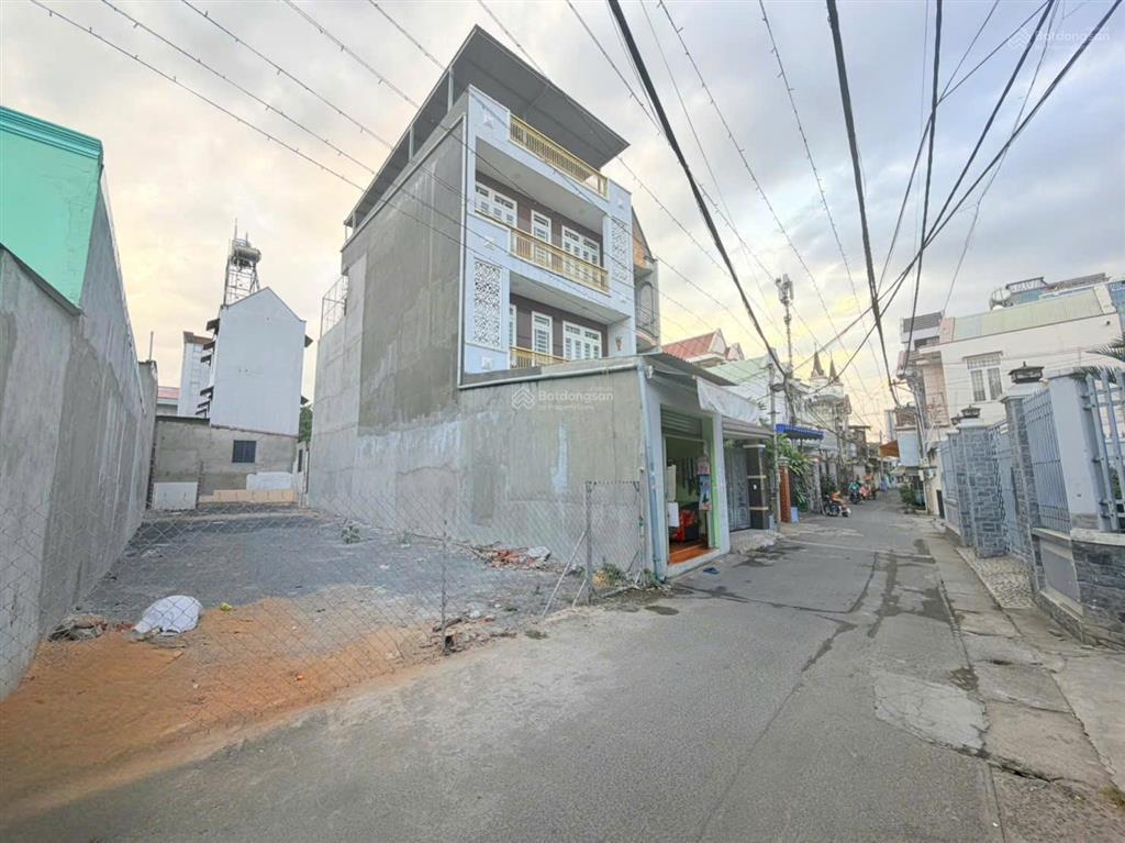 Hàng ngộp cần bán bán đất biệt thự hẻm nhà thờ giáo xứ bình hải, p. tân tiến, biên hòa