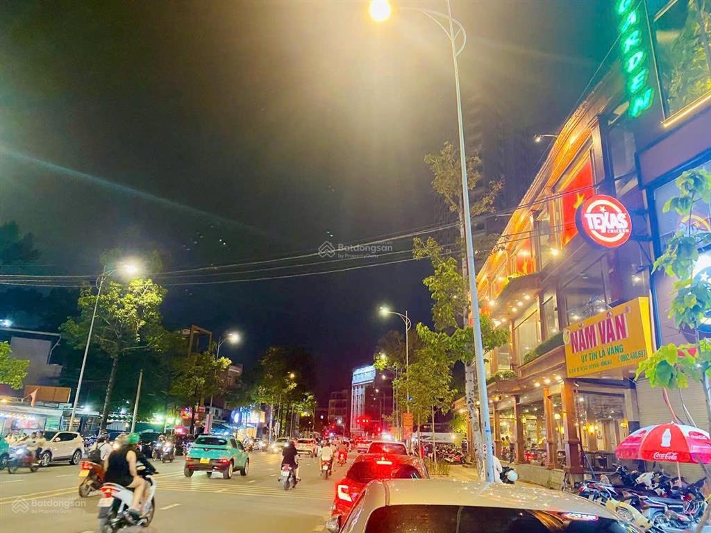 Bán 840m2 đất, 32m mặt tiền vip đường võ thị sáu, biên hòa, giá 199 tỷ,  0906 694 ***