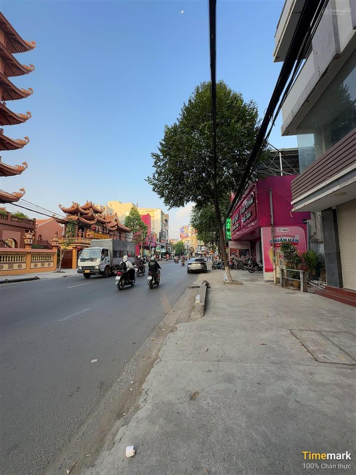 Nhà mặt tiền phạm văn thuận. p tam hiệp