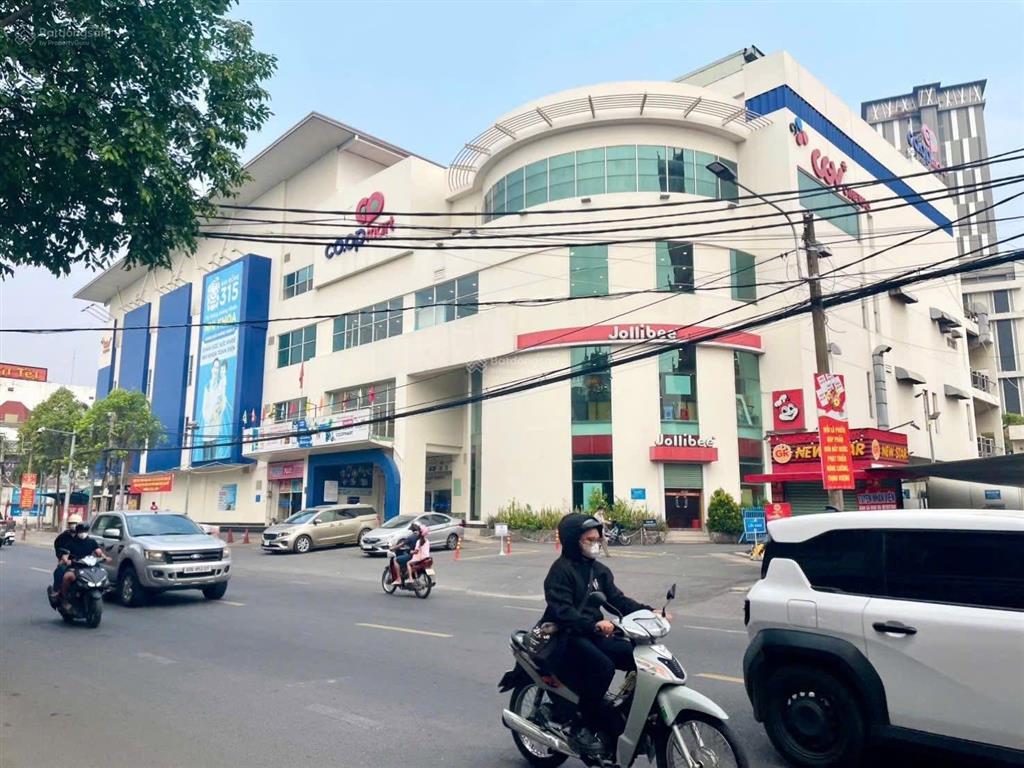 Nhà mặt tiền phạm văn thuận. p tam hiệp