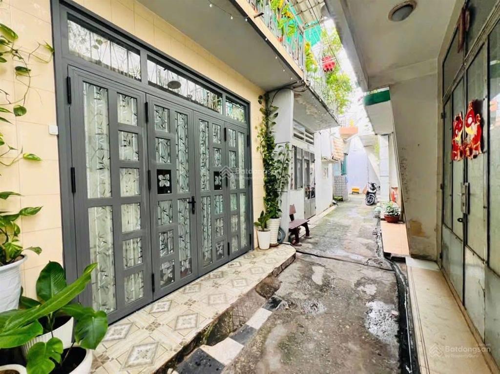 Nhà cấp 4. phường trấn biên. đường phan đình phùng. 0906 694 ***