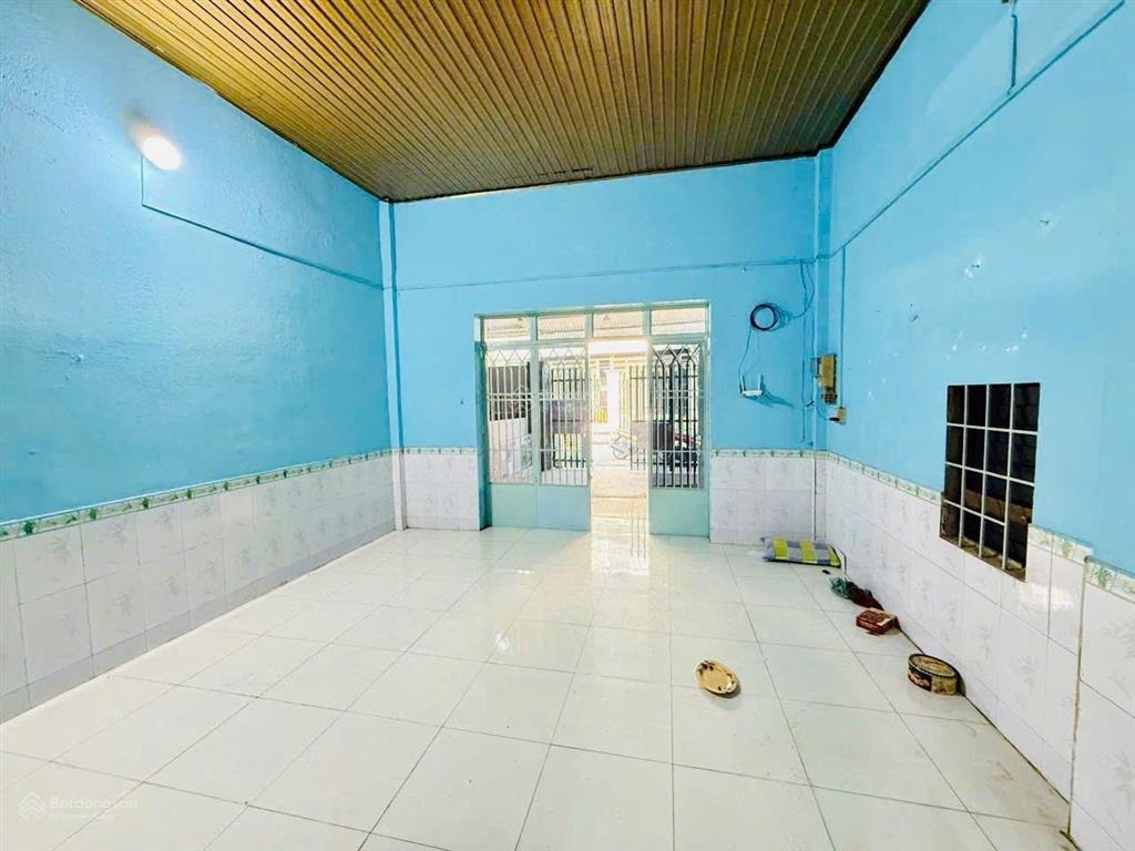 Bán căn nhà cấp 4 gần ngay bờ kè phường bửu long chỉ 3 tỷ 600tr