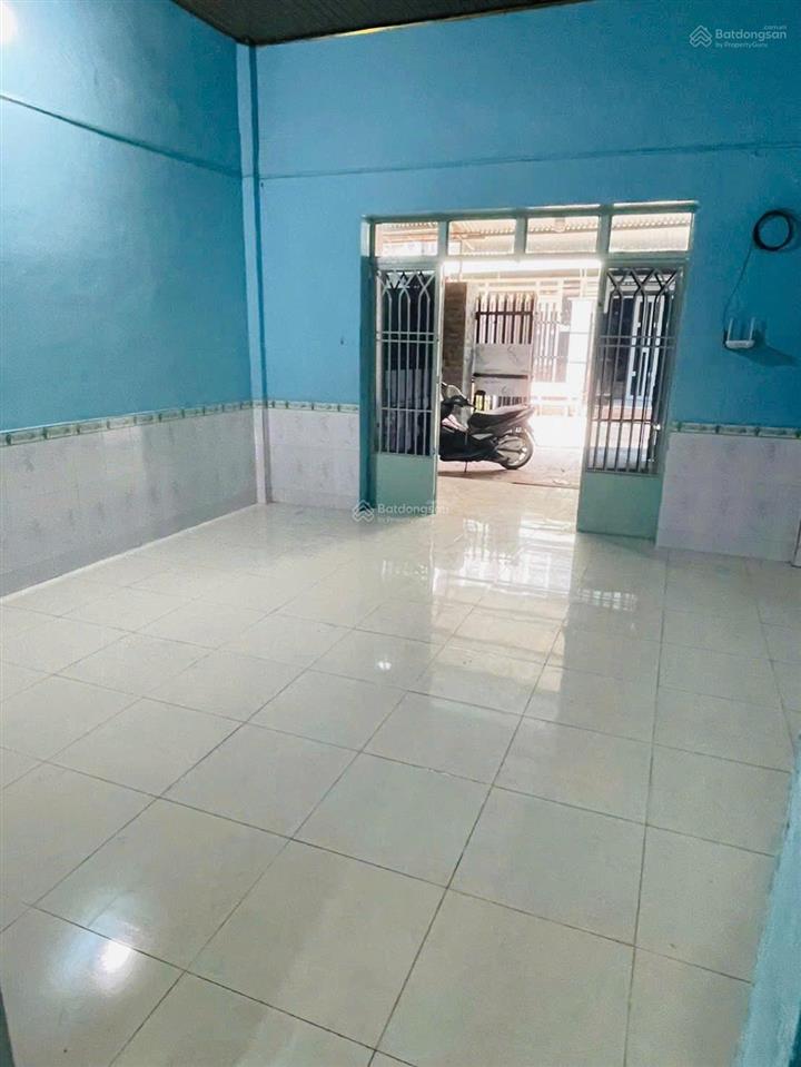 Bán căn nhà cấp 4 gần ngay bờ kè phường bửu long chỉ 3 tỷ 600tr