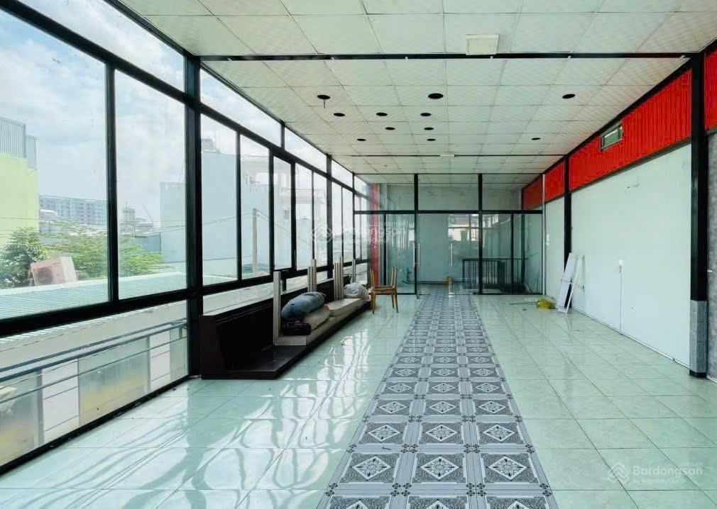 Cho thuê nhà 2 mặt tiền  đường cách mạng tháng tám gần chợ biên hòa, 88m2 22tr, mặt tiền gần 5m