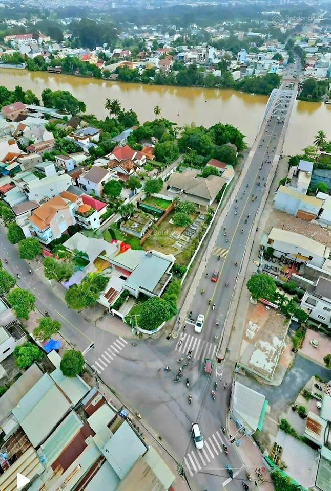 Bán nhà nghỉ 12 phòng ngay sát đường bờ kè mới phường bửu long, dt 255m2, mt 18m