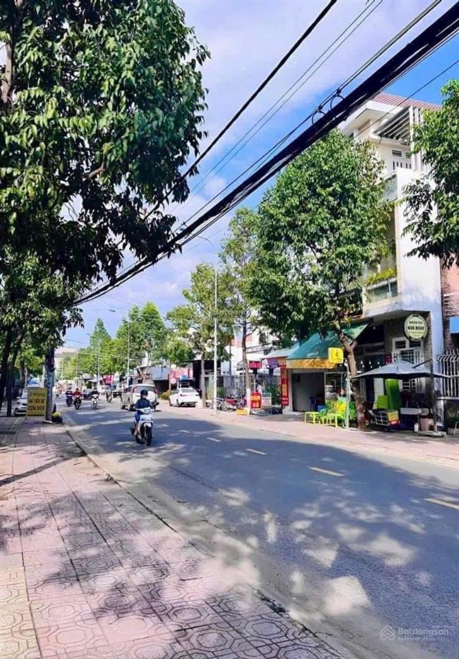 Bán nhà nghỉ 12 phòng ngay sát đường bờ kè mới phường bửu long, dt 255m2, mt 18m