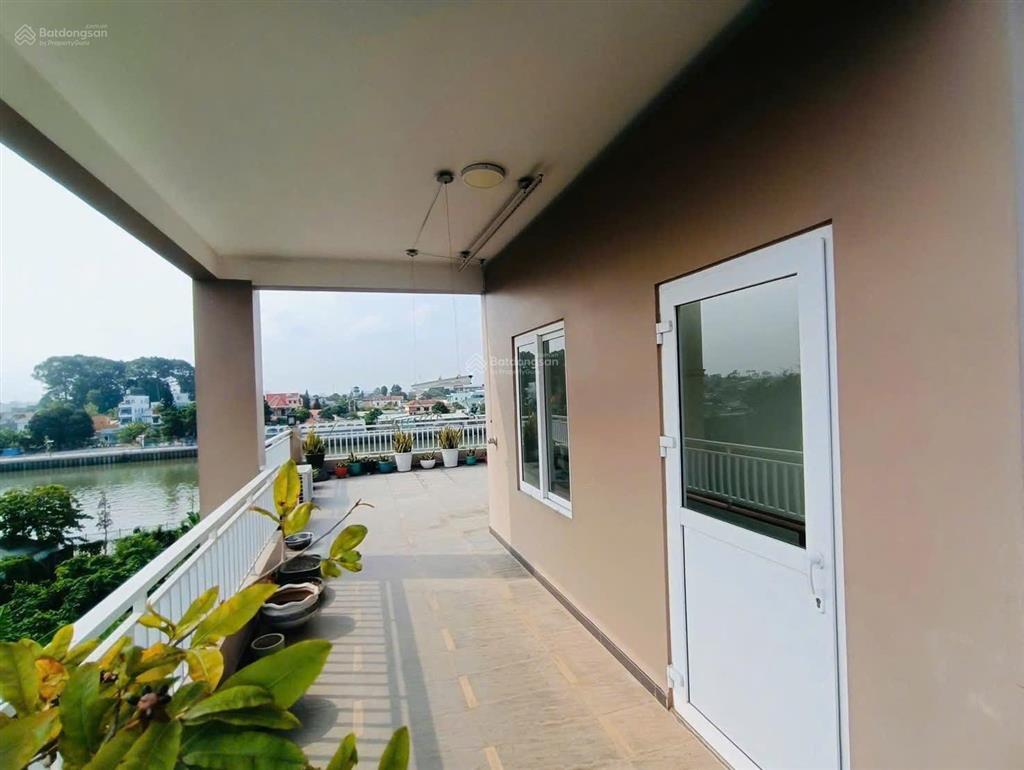 Bán nhà 1 trệt 2 lầu 2 mặt tiền đường nguyễn thành phương, p. trấn biên