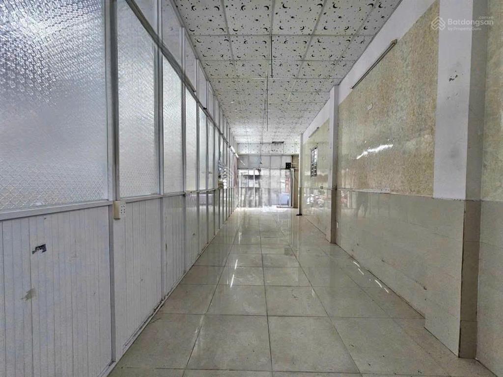 Cho thuê mặt bằng gần siêu thị vinatex, p. quang vinh, biên hòa, dt 210m2, 25tr/tháng, 0906 694 ***