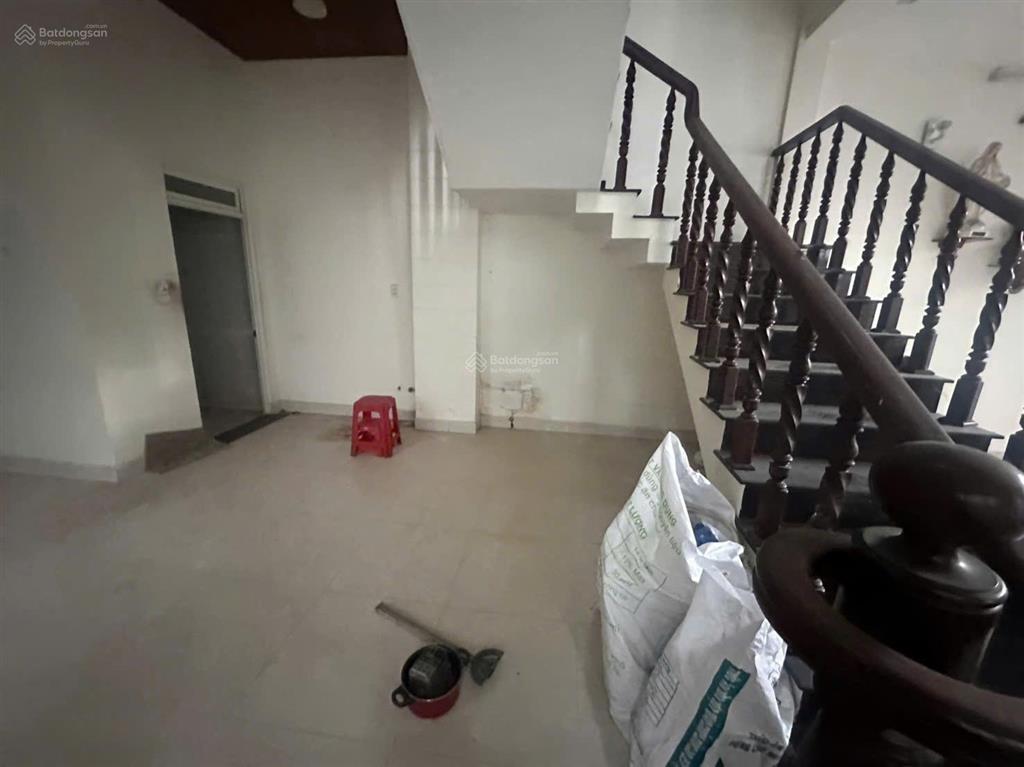 Bán nhà 1 trệt 2 lầu gần chợ tân biên, dt 89m², 3,99 tỷ,  0906 694 ***