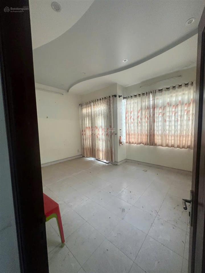 Bán nhà 1 trệt 2 lầu gần chợ tân biên, dt 89m², 3,99 tỷ,  0906 694 ***