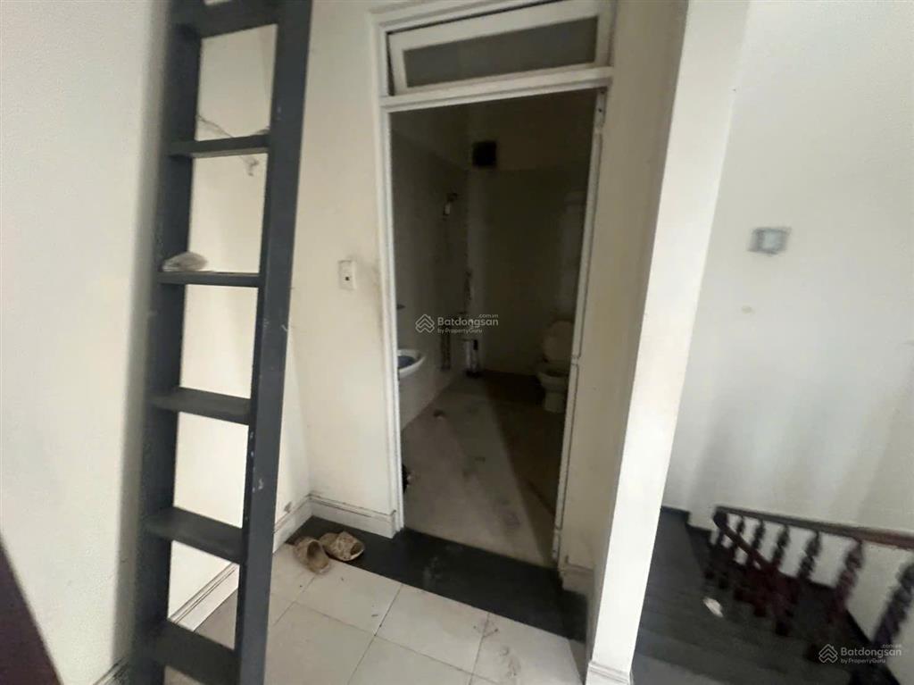 Bán nhà 1 trệt 2 lầu gần chợ tân biên, dt 89m², 3,99 tỷ,  0906 694 ***