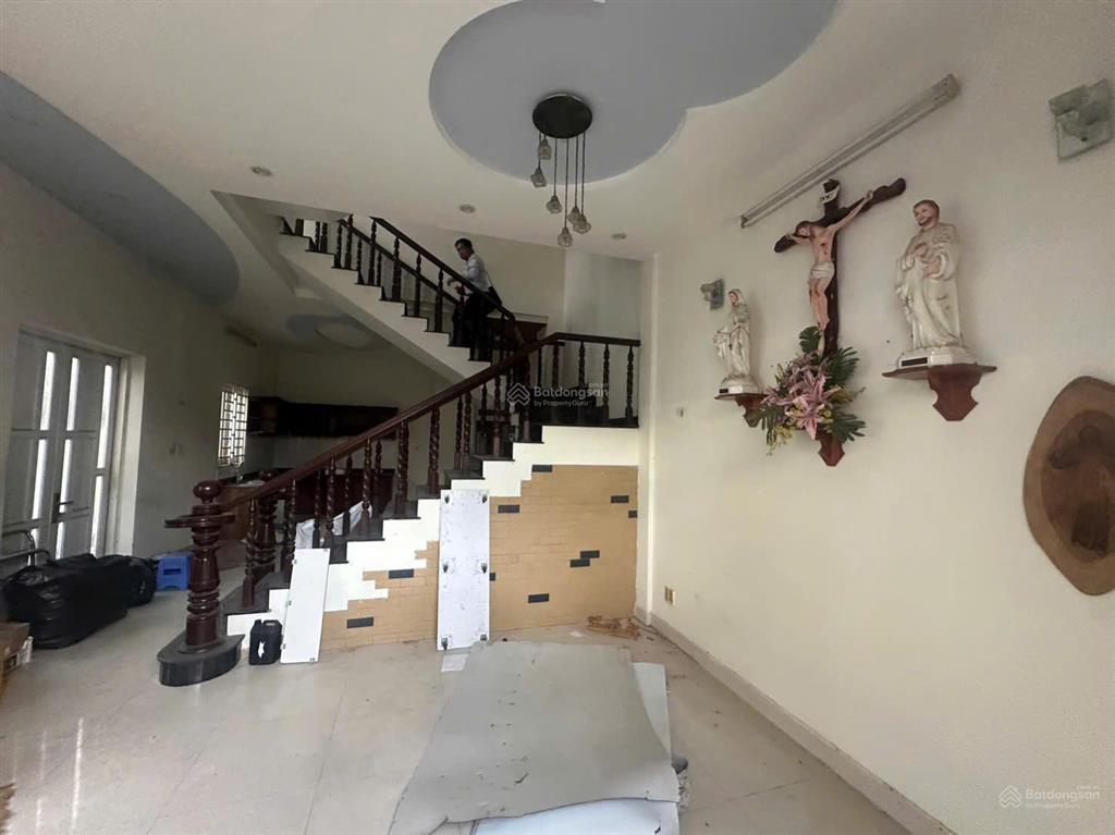 Bán nhà 1 trệt 2 lầu gần chợ tân biên, dt 89m², 3,99 tỷ,  0906 694 ***