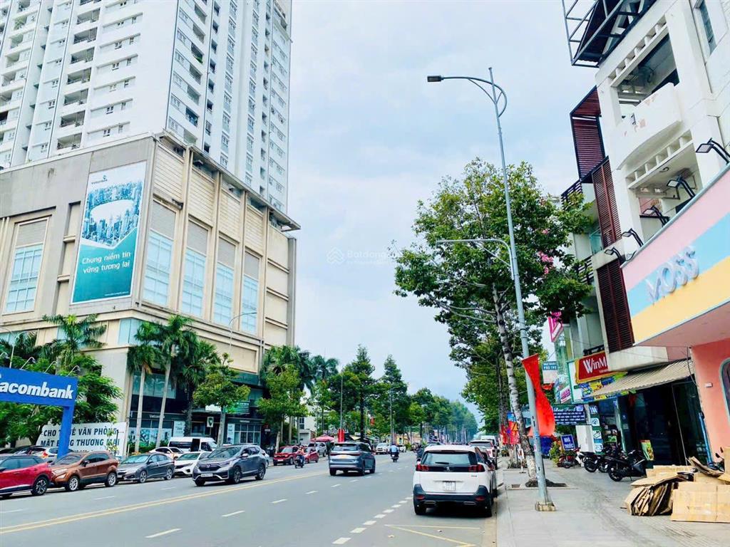 Bán tòa nhà góc 2 mặt tiền đắc địa d2d võ thị sáu, biên hòa, 155,5m², 100 thổ cư, có tháng máy