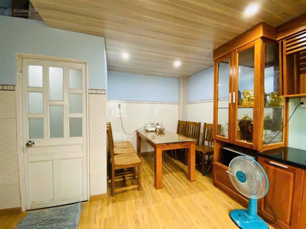 Cho thuê nhà nguyên căn p. tam hiệp. đầy đủ nội thất như hình.
