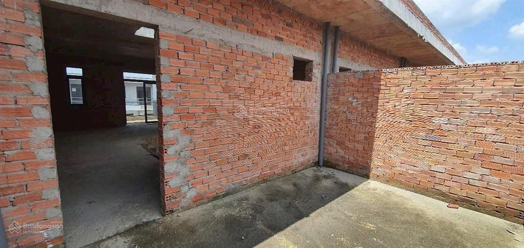 Bán nhà thô 1 trệt 2 lầu  bửu long 3