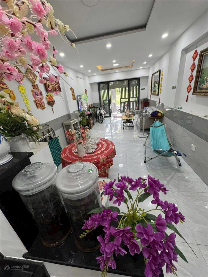 Bán căn nhà 1 lầu 1 trệt ngay đường nguyễn du  p. quang vinh  biên hoà