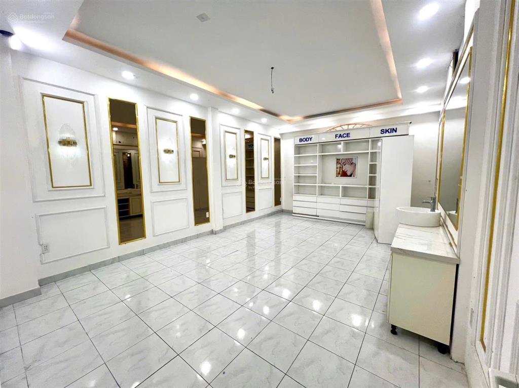 Cho thuê nhà mặt tiền đường dương tử giang