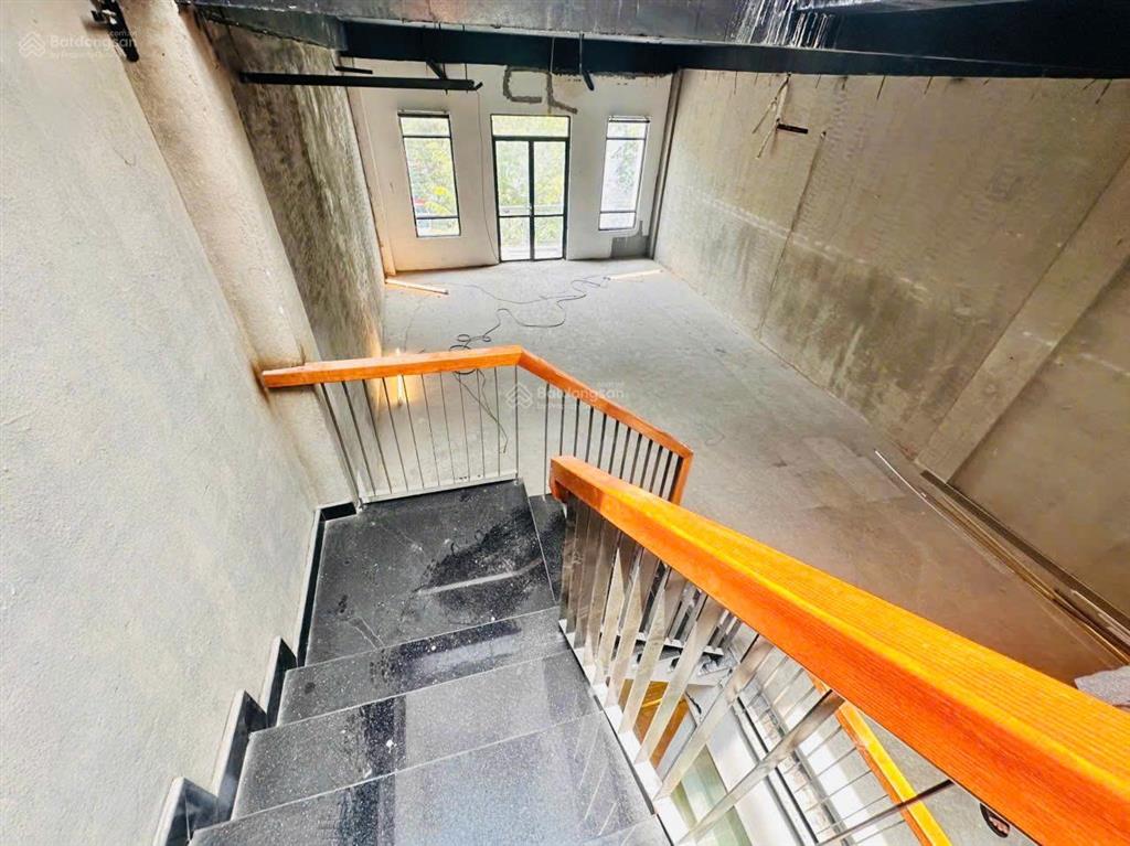 Cho thuê shophouse vincom  biên hòa, dt 123,75m2, 32tr/tháng,  0906 694 ***