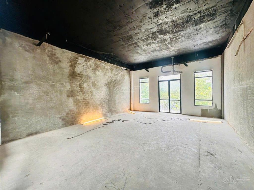 Cho thuê shophouse vincom  biên hòa, dt 123,75m2, 32tr/tháng,  0906 694 ***