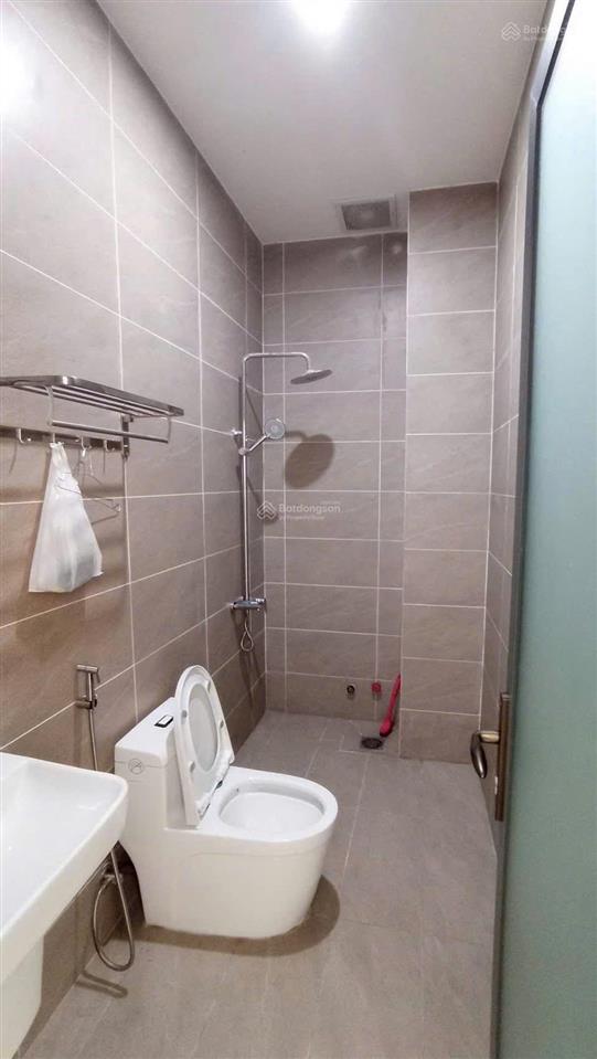 Cho thuê nhà nguyên căn 1t2l mặt tiền đường nguyễn thị tồn, dt 100m2, 13tr/tháng,  0906 694 ***