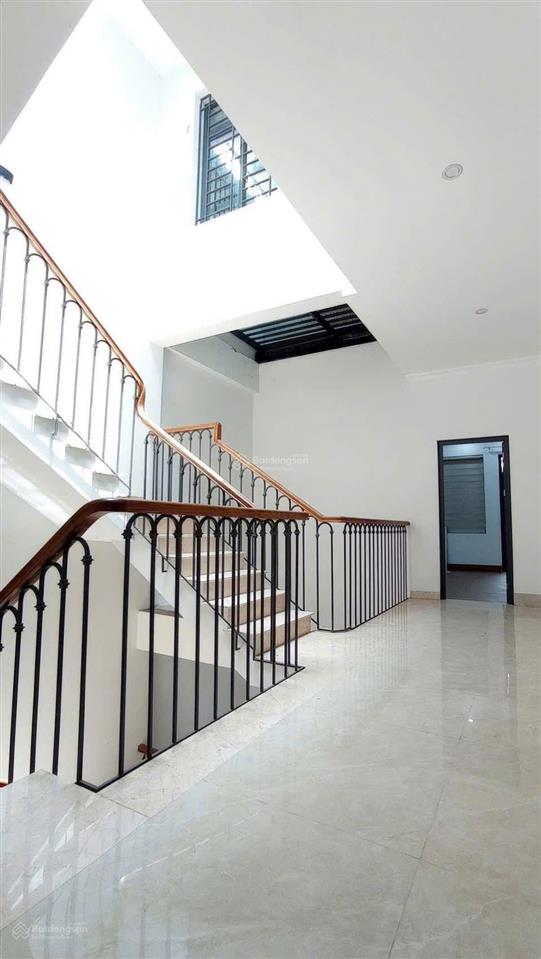 Cho thuê nhà nguyên căn 1t2l mặt tiền đường nguyễn thị tồn, dt 100m2, 13tr/tháng,  0906 694 ***