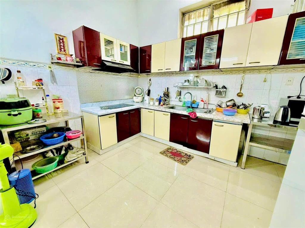 Bán nhà bt 1 trệt 1 lầu ngay sát đường bờ kè mới p. bửu long. dt 160m2, 12 tỷ,  0906 694 ***
