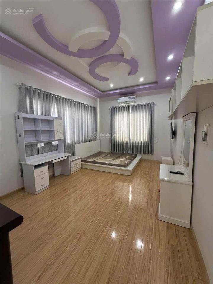 Cho thuê nhà 1 trệt 2 lầu full nội thất khu d2d