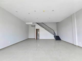 Cho thuê shophouse ngay khu trung tâm thương mại. phường quang vinh
