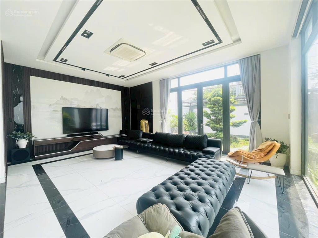 Cho thuê nhà phố full nội thất 1000m2 trung tâm p. trảng dài. 50 triệu/tháng,  0906 694 ***
