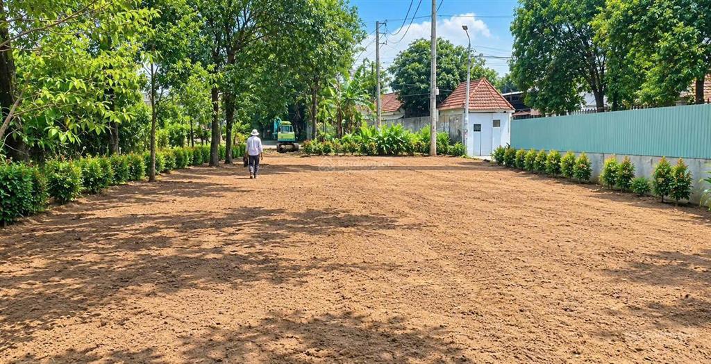 Đất mặt tiền đường đinh quang ân, p. phước tân, vòng xoay cổng 11. dt 1.267m2, 8,5 tỷ, 0906 694 ***