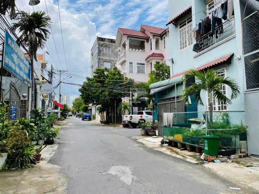 Bán căn nhà cấp 4 gần ngay đường lý văn sâm, p. tam hiệp. dt 103m2, nở hậu 3,9m, 3,9 tỷ, 0906 694 ***