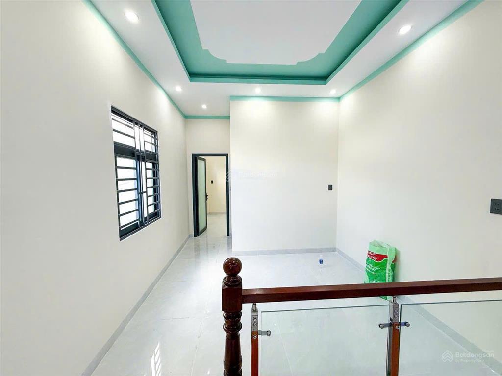 Bán nhà lầu p. tân phong gần chợ phúc hải đường xe hơi, dt 60m2, 3,2 tỷ,  0906 694 ***