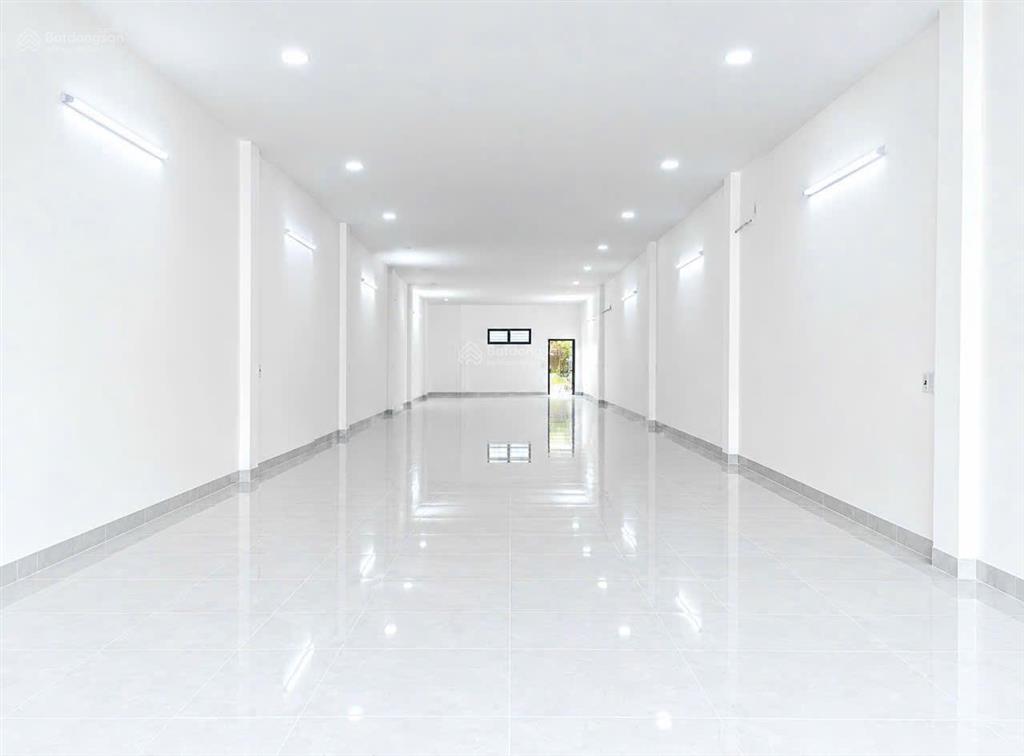 Cho thuê mặt bằng 220m2 đường phạm văn thuận gần ngay vincom biên hòa, 50tr/tháng,  0906 694 ***