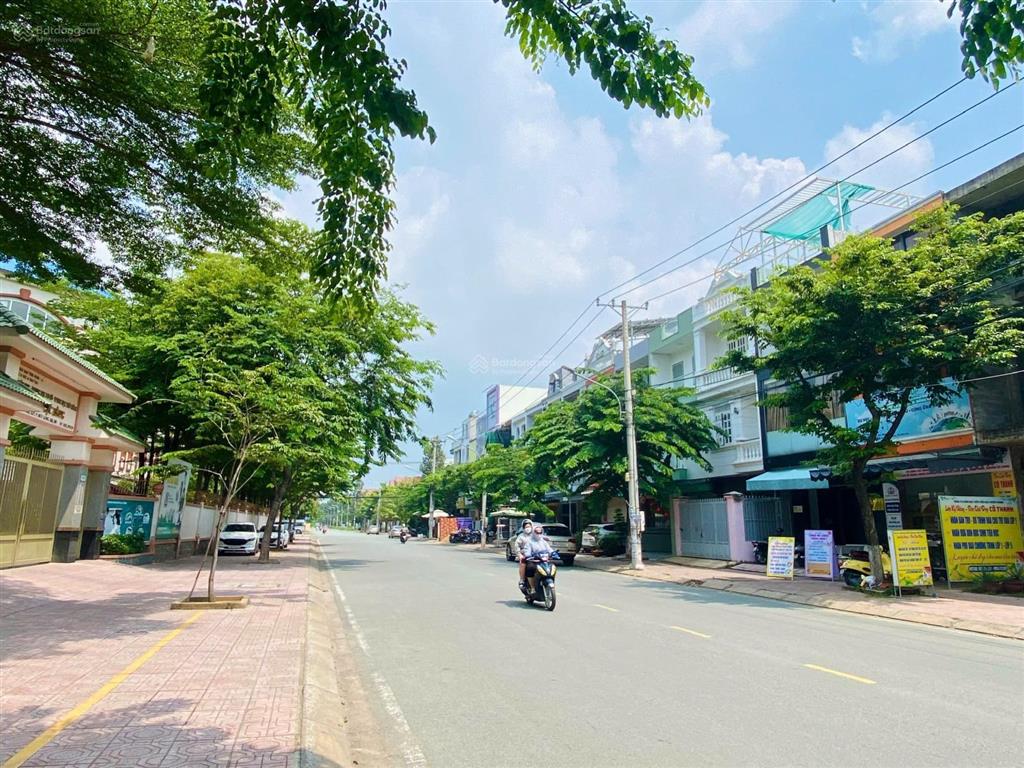 Bán nhà khu dân cư bửu long.  0906 694 ***