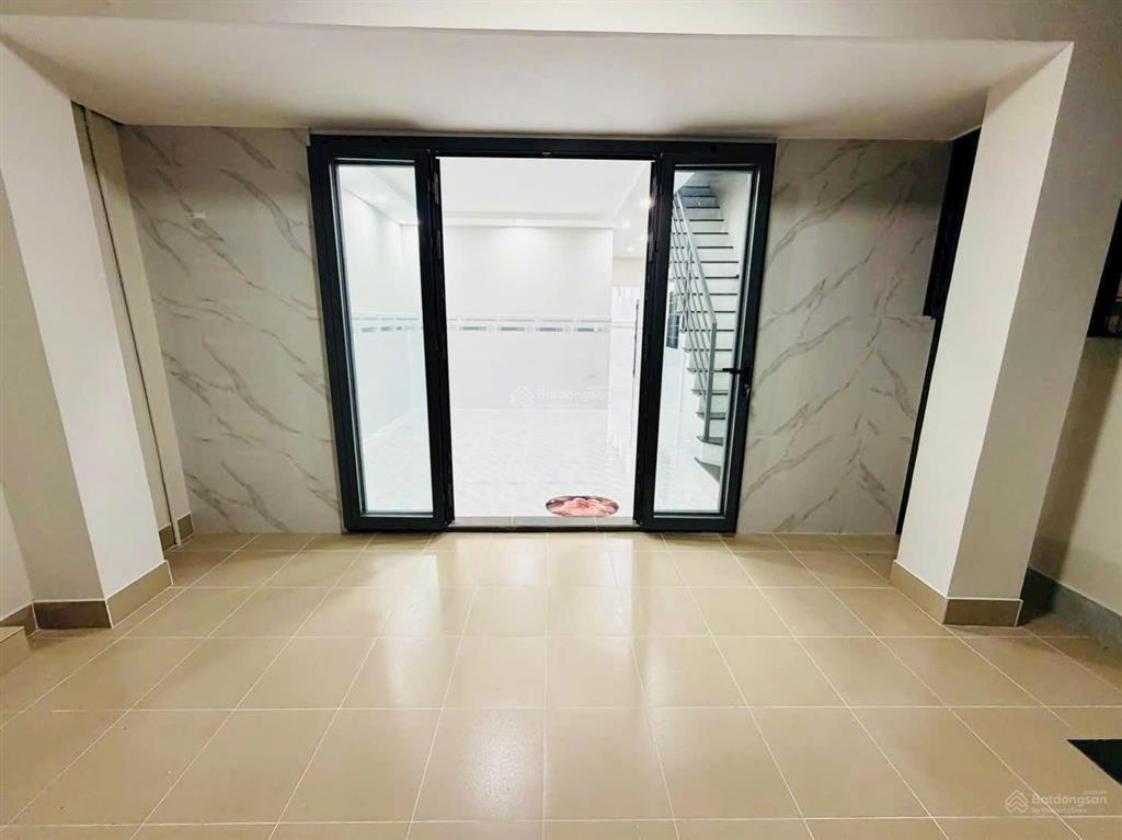 Bán nhà 1 trệt 1 lầu sát bên chợ tân phong sổ riêng, đã hoàn công. dt 77,6m2, 4,2 tỷ,  0906 694 ***