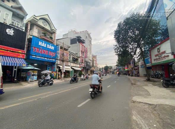 Bán nhà mặt tiền phạm văn thuận, p. tam hiệp. tp. đồng nai, dt 152m2, 25 tỷ,  0906 694 ***