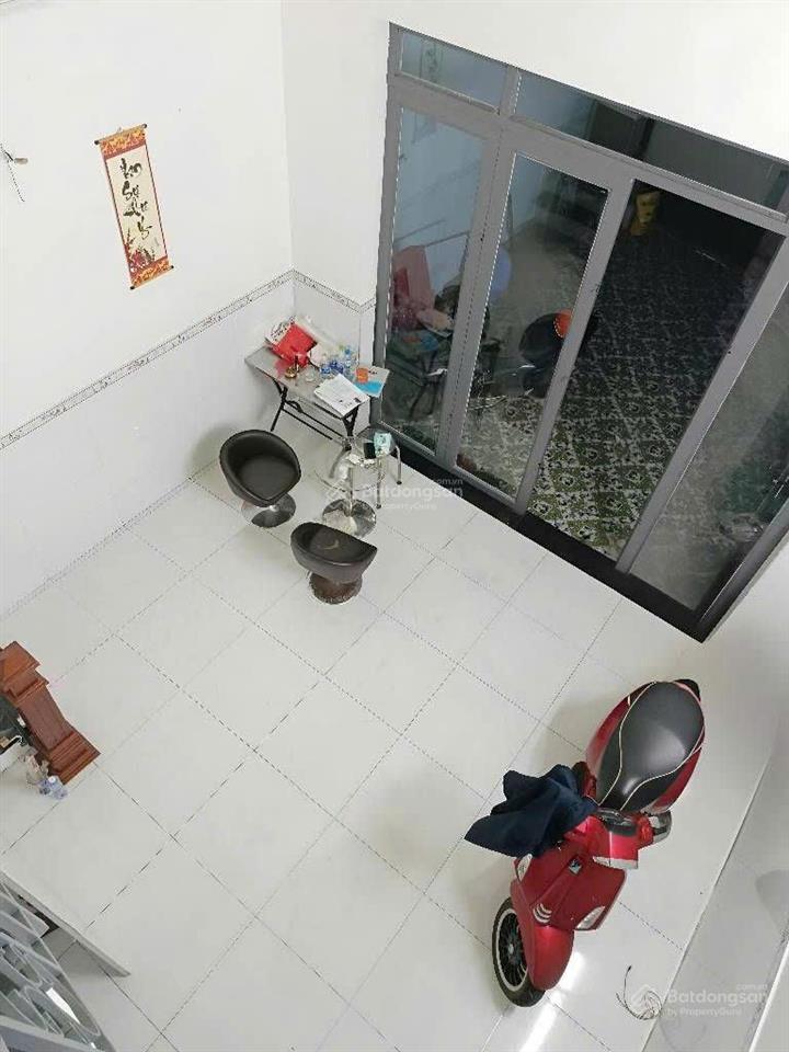 Nhà trung mỹ tây 4.5x18m hẻm ô tô 6m gần trục lớn gần đh gtvt, chỉ 5.5 tỷ