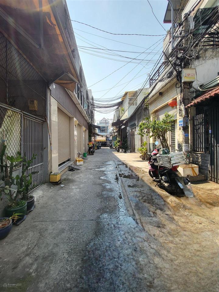 Nhà đông hưng thuận 8x11m chia 2 căn hẻm 7m gần trường chinh 6 tỷ