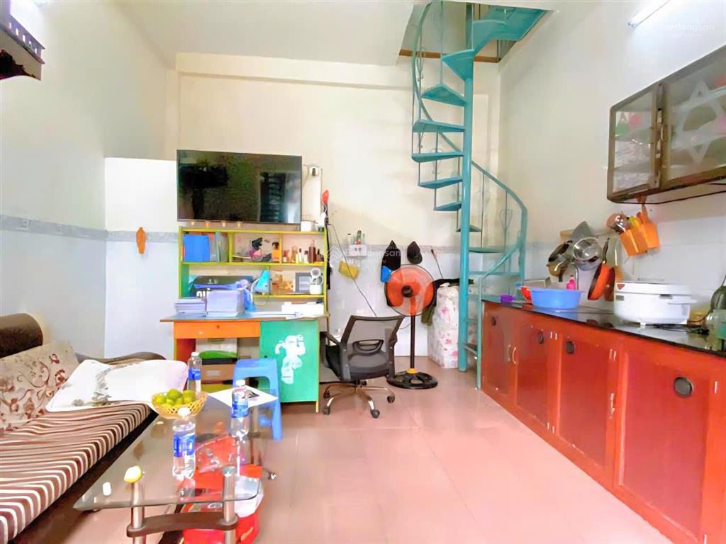 Nhà tân thới hiệp, 5x20m, 2 mặt hẻm gần chợ có 4 phòng trọ 5.2 tỷ