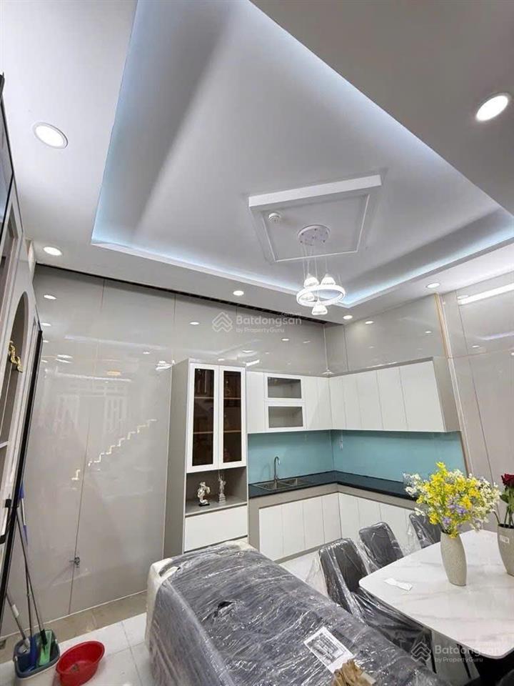 Nhà tân thới hiệp 5x10m 4 tầng hẻm 10m khu phân lô lê văn khương 5.95 tỷ